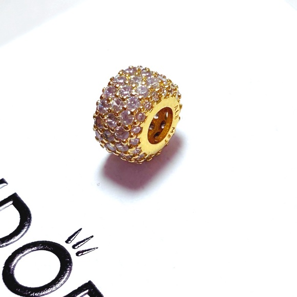 PANDORA Sparkling Pave Triple-row charm w/box - Picture 4 of 8